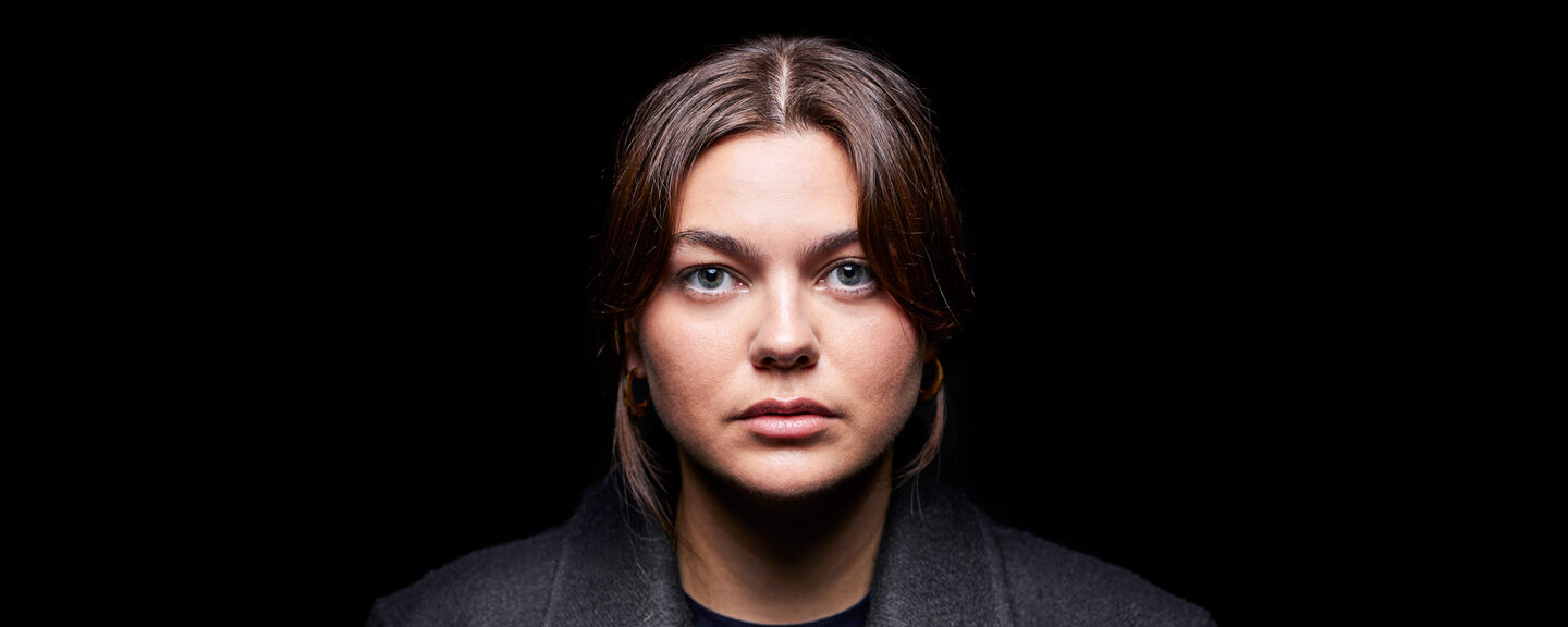 Louane Emera dans : 2h22, a ghost story