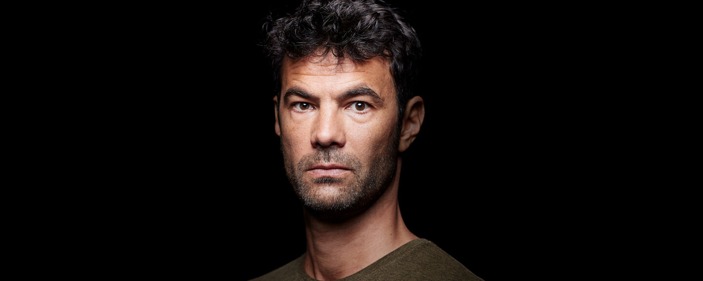Valentin de Carbonnières dans : 2h22, a ghost story